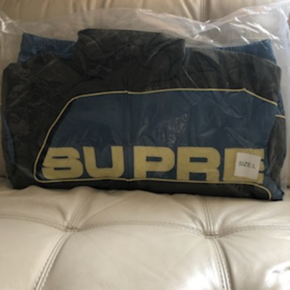 Supreme windstorm track jacket L
